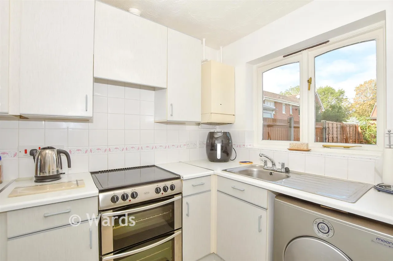 Sunburst Close, Marden, TN12, photo 5