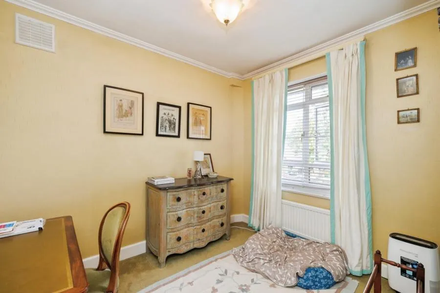 Wolsey Road, Northwood, HA6, photo 21