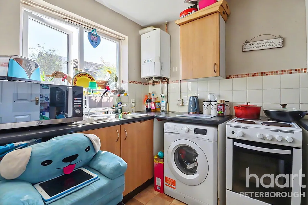 Sunnymead, Werrington, PE4, photo 3