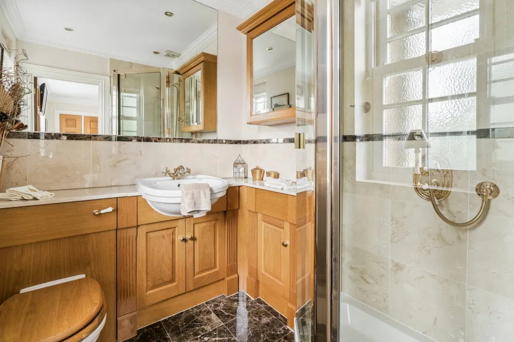 Grove Road, HP9, photo 12