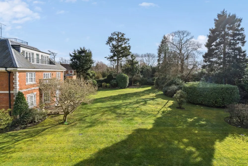 Grove Road, HP9, photo 17