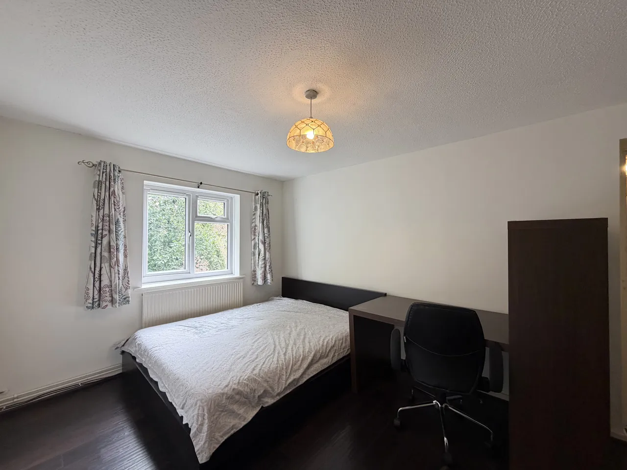 2 bed flat to rent, North Sherwood Street, NG1