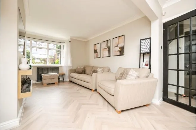 Conway Avenue, Oldbury, B68, photo 7