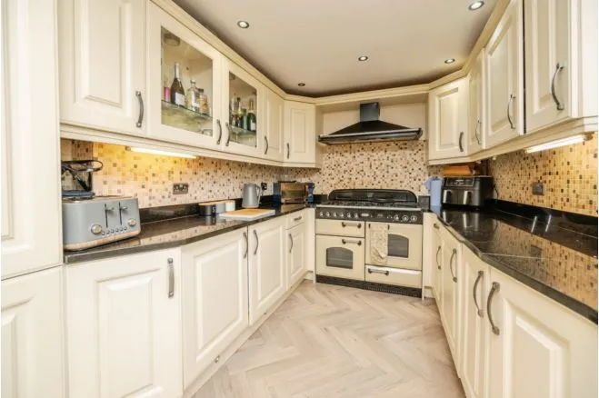 Conway Avenue, Oldbury, B68, photo 10