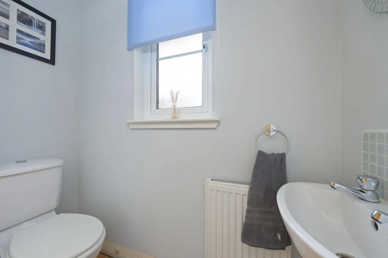 Kennedy Way, Airth, FK2 8GG, photo 5