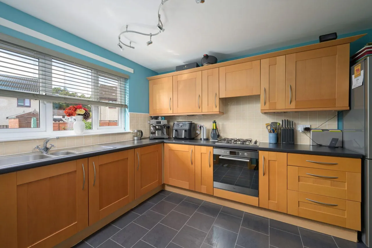 Kennedy Way, Airth, FK2 8GG, photo 2