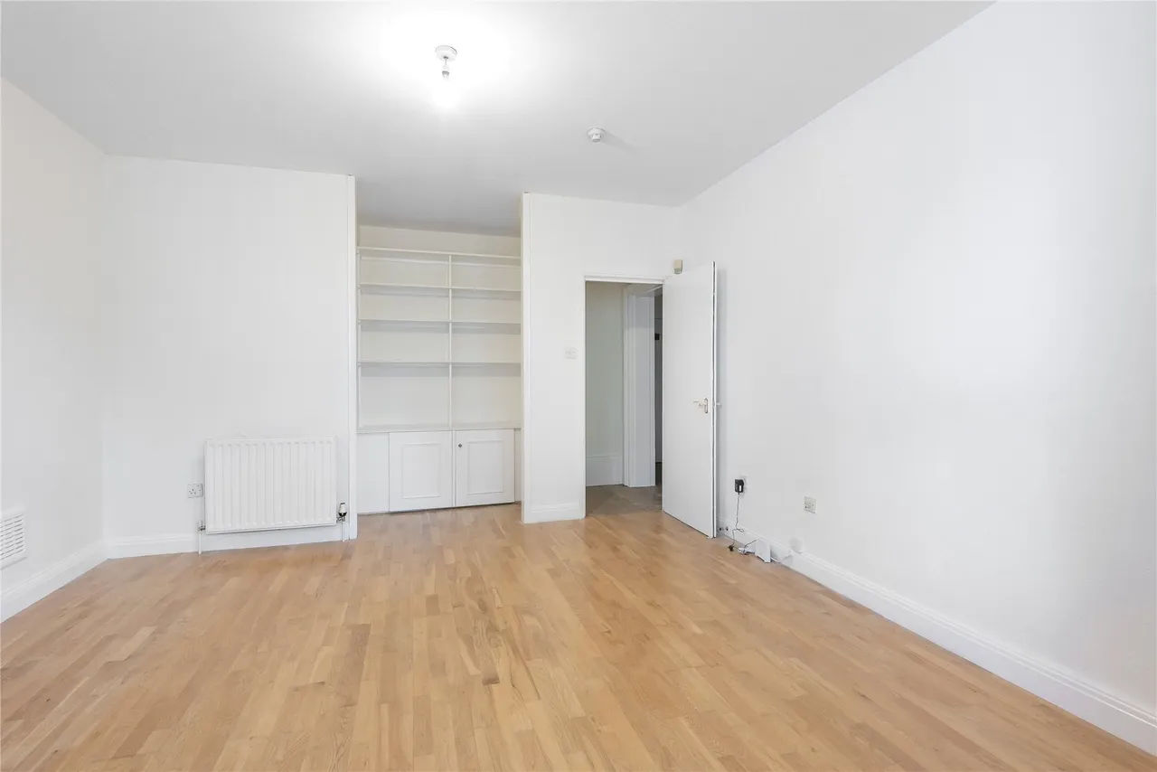 Summerhill Villas, Susan Wood, Chislehurst, BR7, photo 5