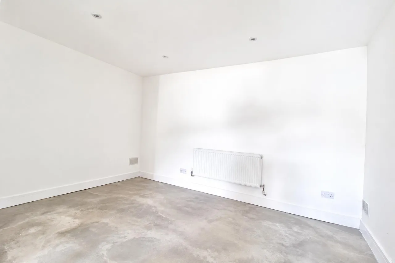 Gray Street, Abertillery, NP13, photo 8