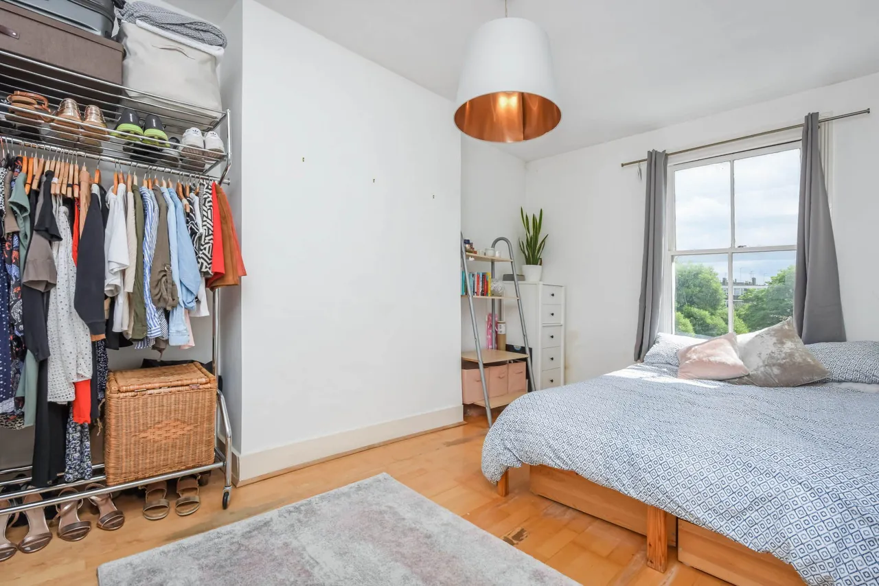 Top Floor, 78 Meadow Road, London, photo 4