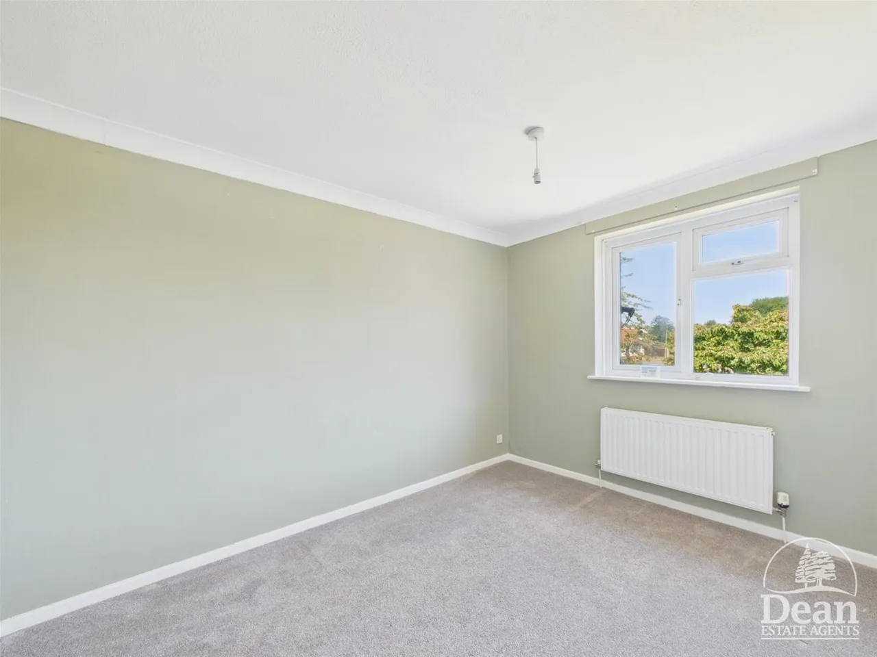 Laburnam Way, Bulwark, Chepstow, photo 11