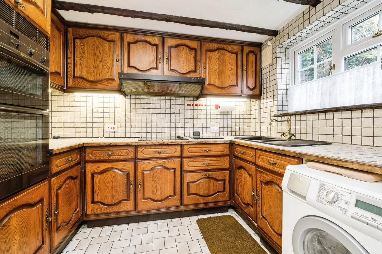 Jacklin Green, Woodford Green, IG8, photo 2