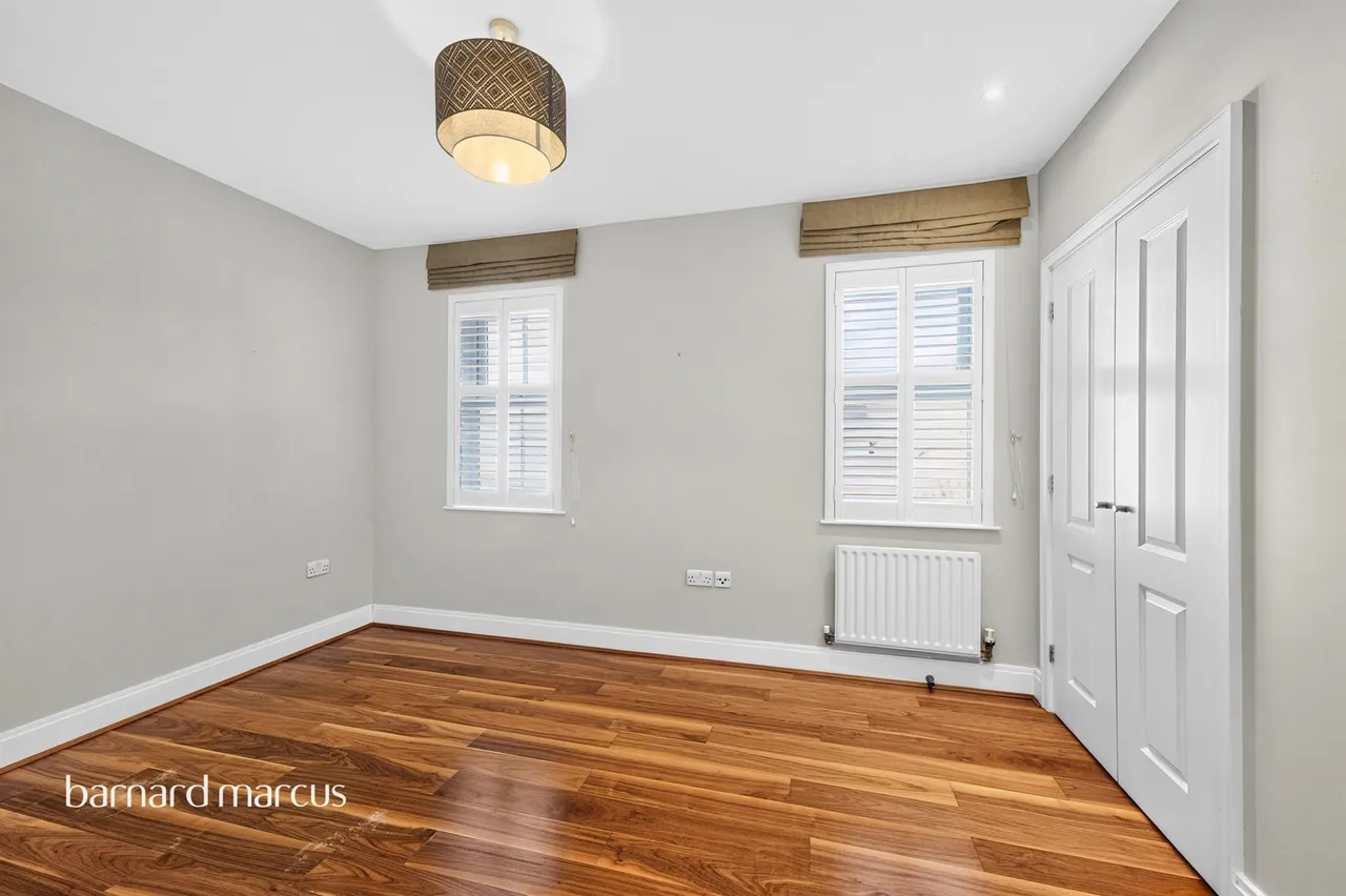 Beaumont Drive, Worcester Park, KT4, photo 15