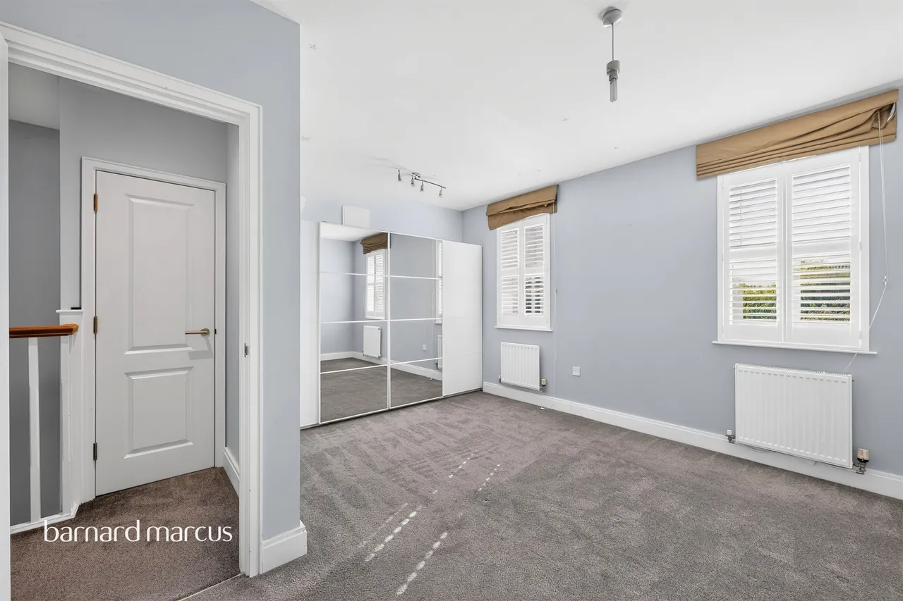 Beaumont Drive, Worcester Park, KT4, photo 11