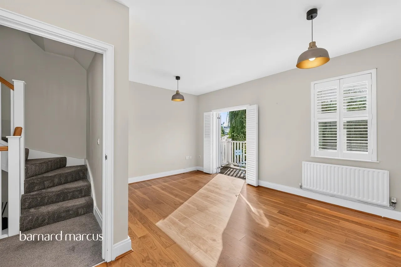 Beaumont Drive, Worcester Park, KT4, photo 9