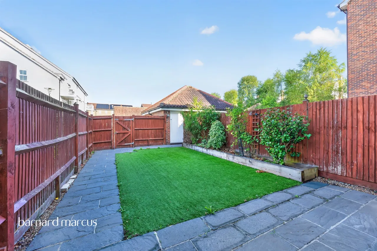Beaumont Drive, Worcester Park, KT4, photo 18