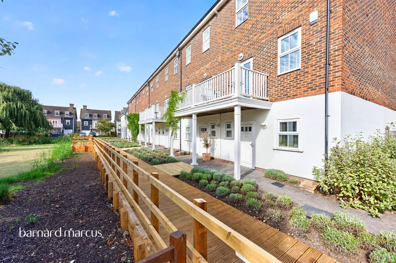 Beaumont Drive, Worcester Park, KT4, photo 24
