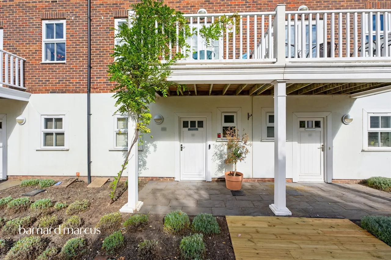 Beaumont Drive, Worcester Park, KT4, photo 25