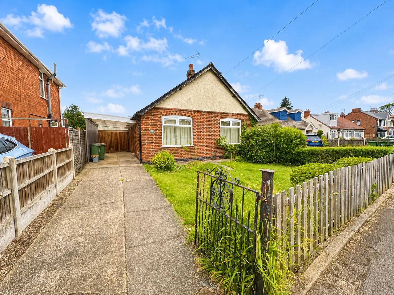 2 bed house for sale, Holmfield Avenue East, Leicester, LE3