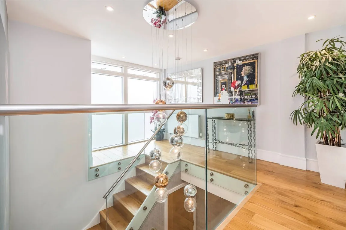 Sussex Street, Pimlico, SW1V, photo 11