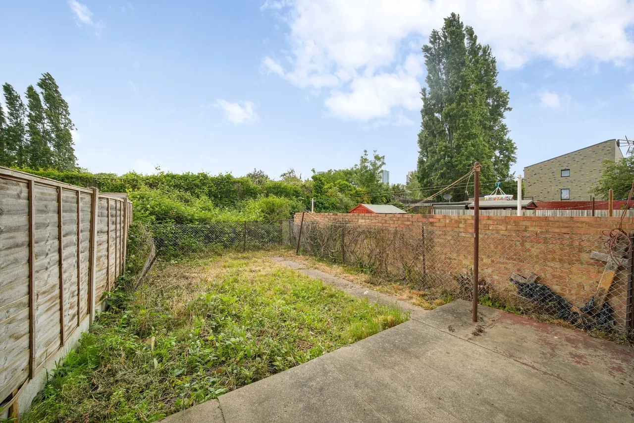 Flat 3, Urmston House, Seyssel Street, London, Greater London, E14 3HT, photo 2