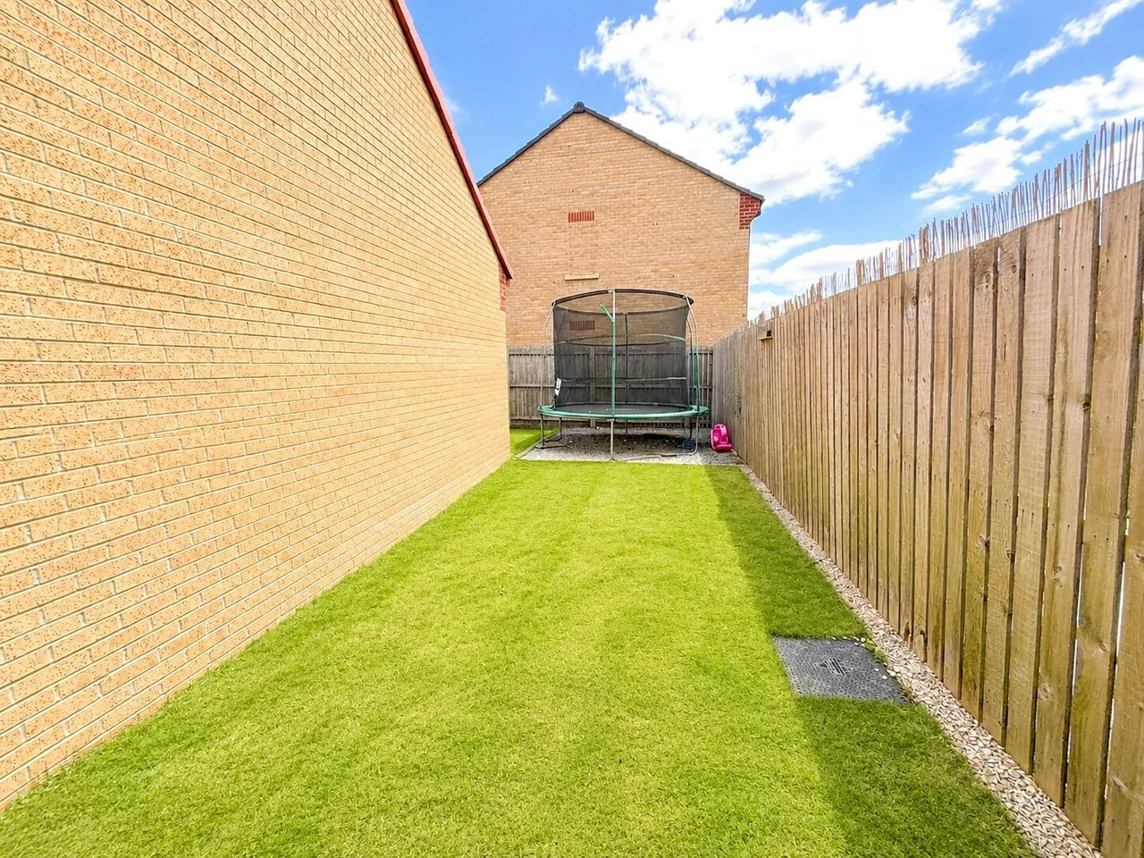 Portland Road, Brompton, Northallerton, North Yorkshire, DL6, photo 19