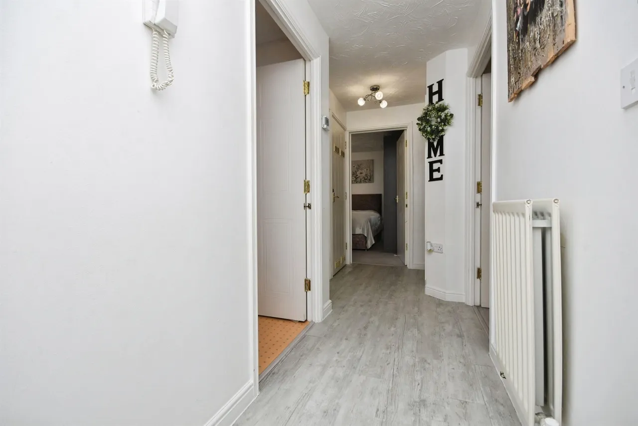 Browning Drive, Wickford, SS12, photo 5