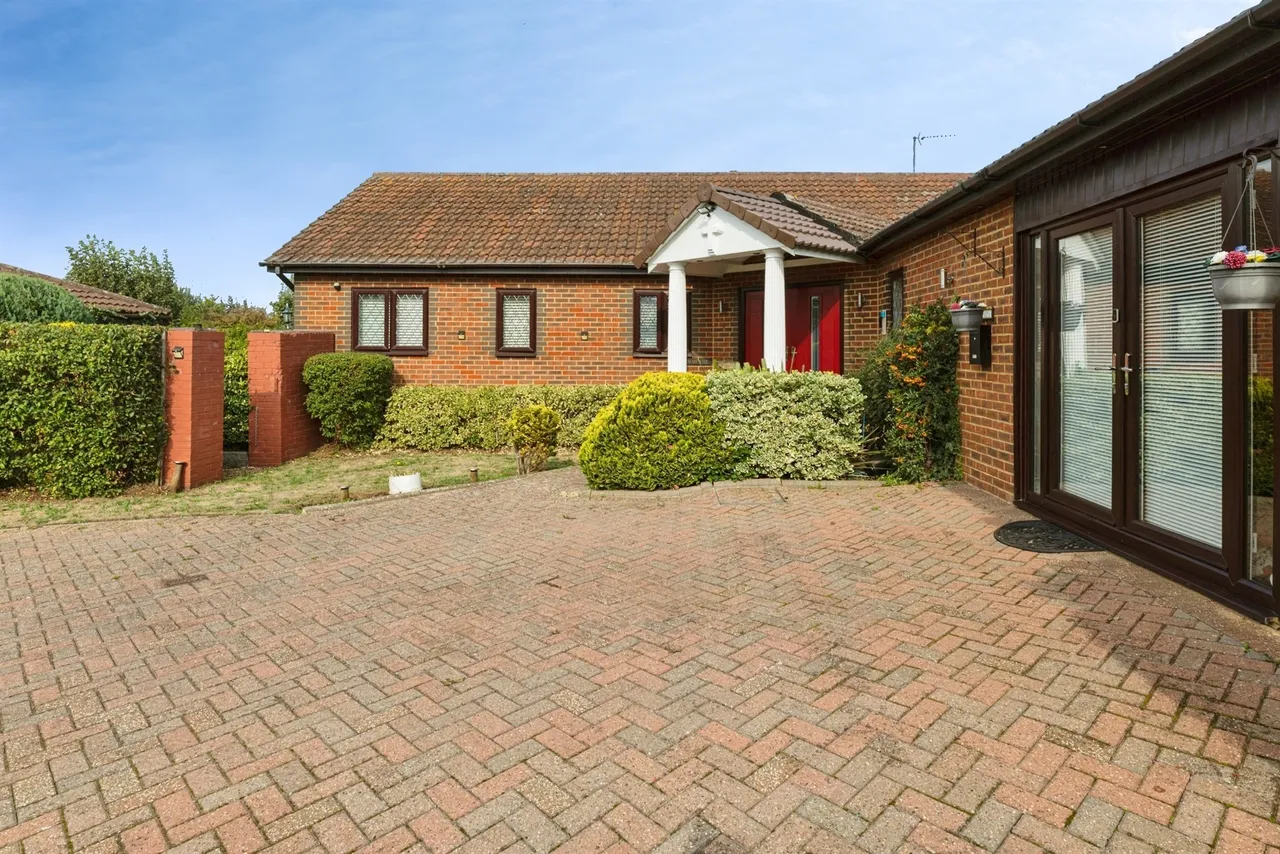 Nursery Drive, Wellingborough, NN8, photo 20
