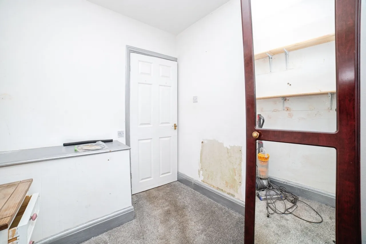 St. Ursulas Road, Doncaster, South Yorkshire, DN4, photo 8