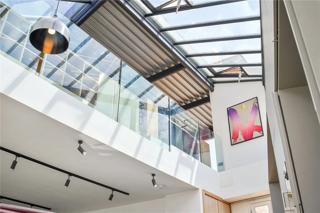 Clerkenwell Road, London, EC1M, photo 6