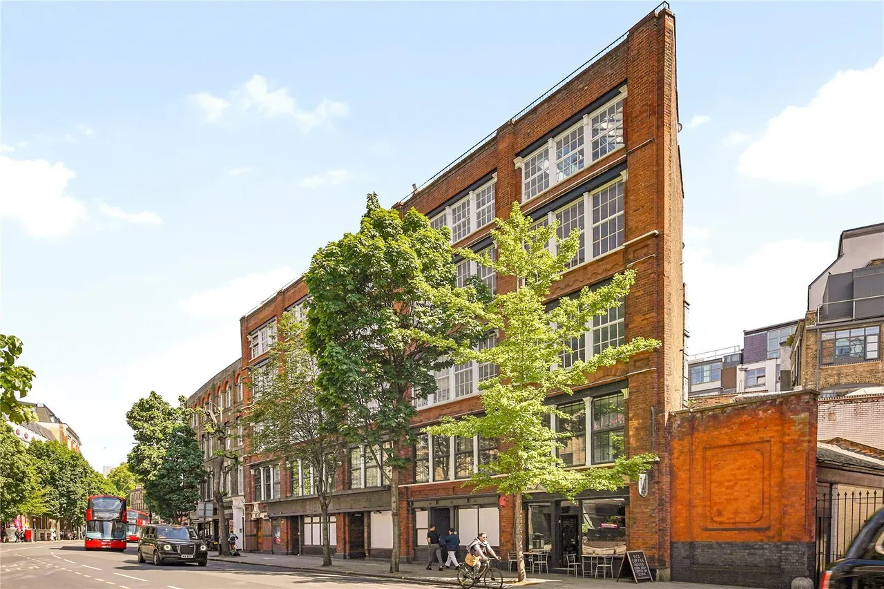 Clerkenwell Road, London, EC1M, photo 17