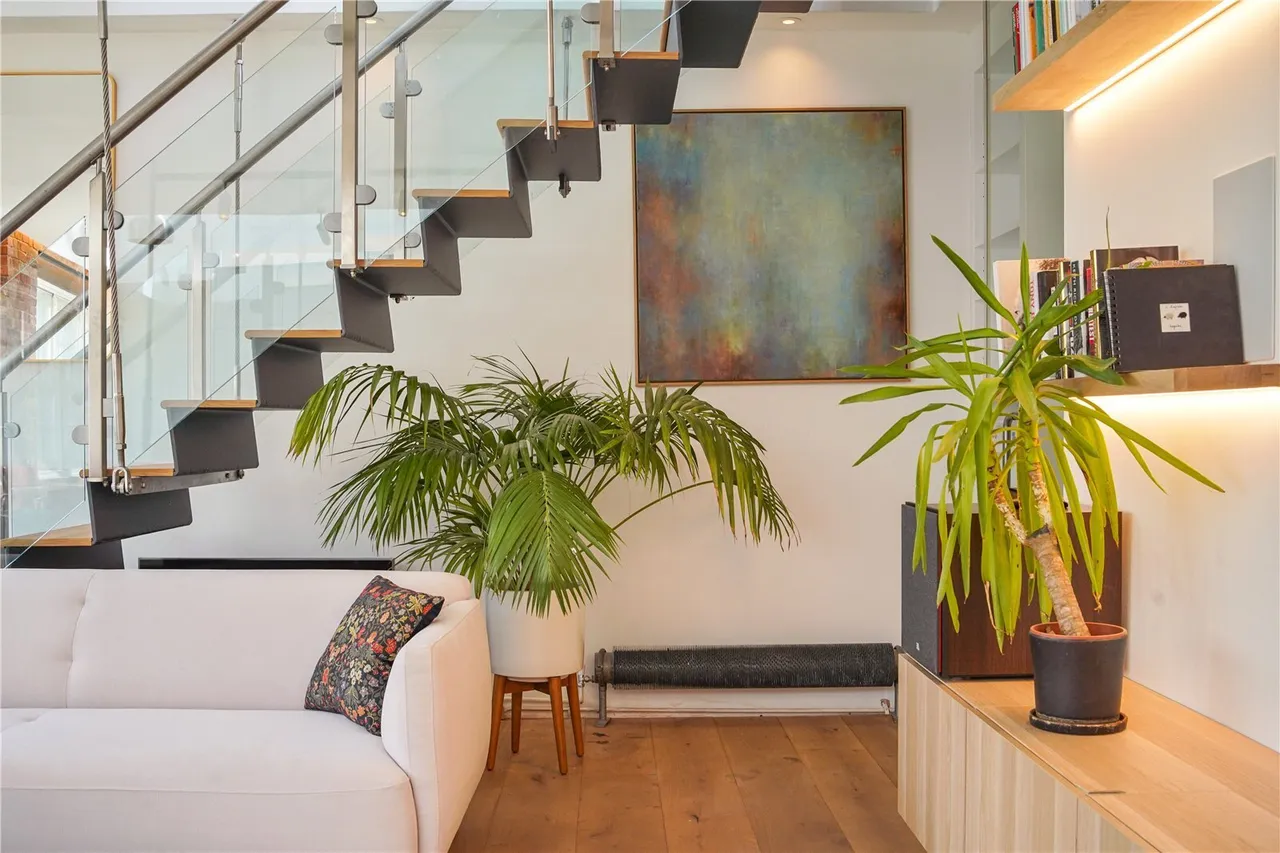 Clerkenwell Road, London, EC1M, photo 15