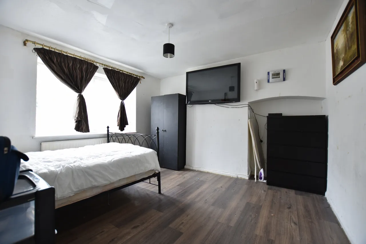 Middle Park Avenue, Eltham, SE9 5HR, photo 3