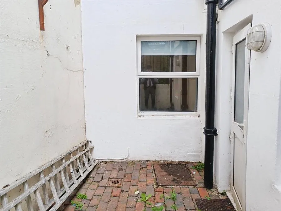 Ceylon Place, Eastbourne, BN21, photo 13