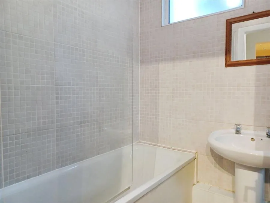 Ceylon Place, Eastbourne, BN21, photo 11