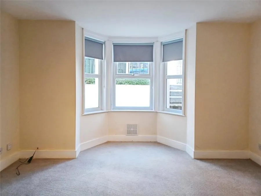 Ceylon Place, Eastbourne, BN21, photo 2