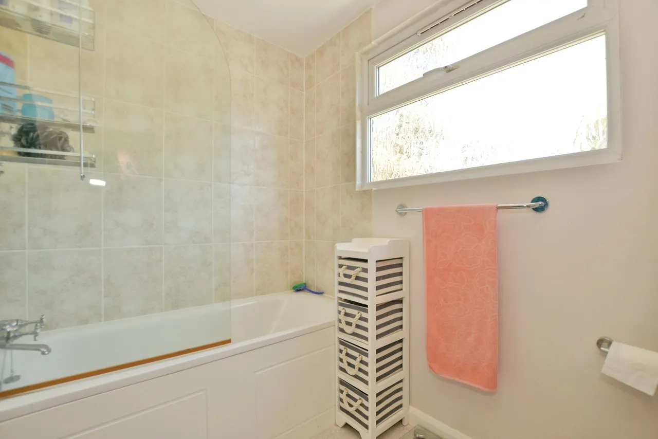 Blenheim Road, Littlestone, New Romney, Kent, TN28, photo 12