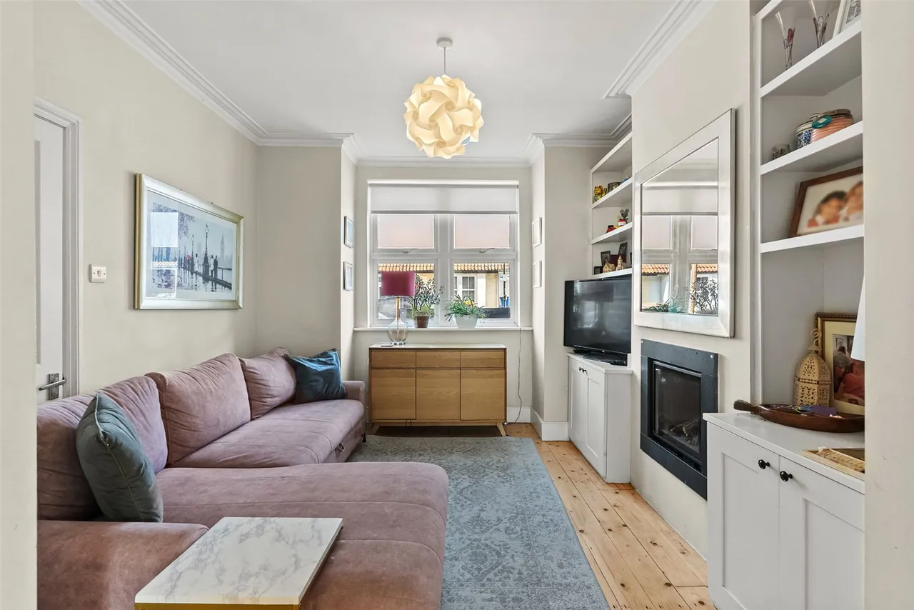 Andover Road, Twickenham, TW2, photo 2