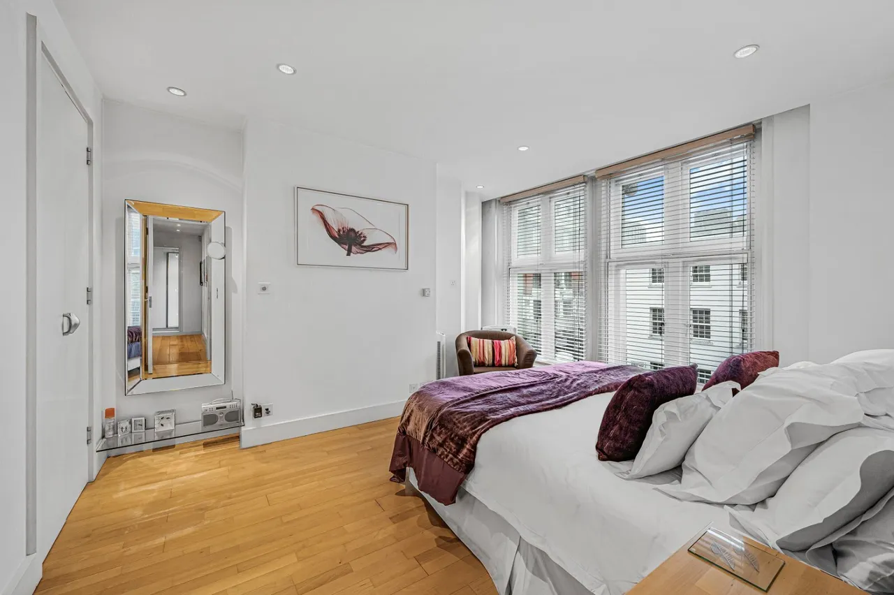 Wellington Street, London, WC2E, photo 12