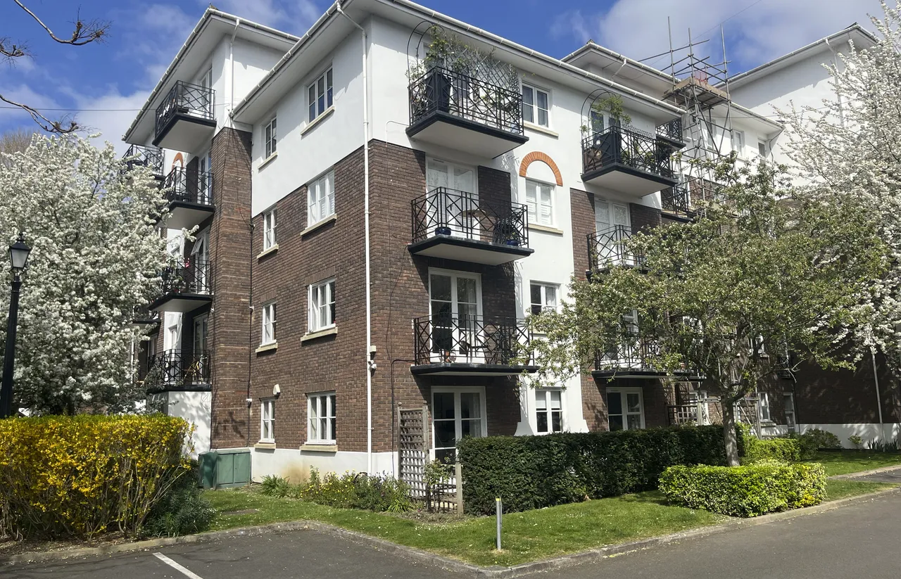 Brompton Park Crescent, London, SW6, photo 9