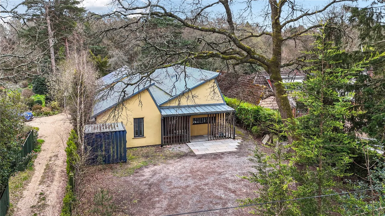 Whinwhistle Road, East Wellow, Romsey, Hampshire, SO51 6BH, photo 21