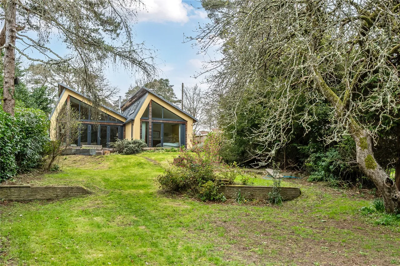 Whinwhistle Road, East Wellow, Romsey, Hampshire, SO51 6BH, photo 5