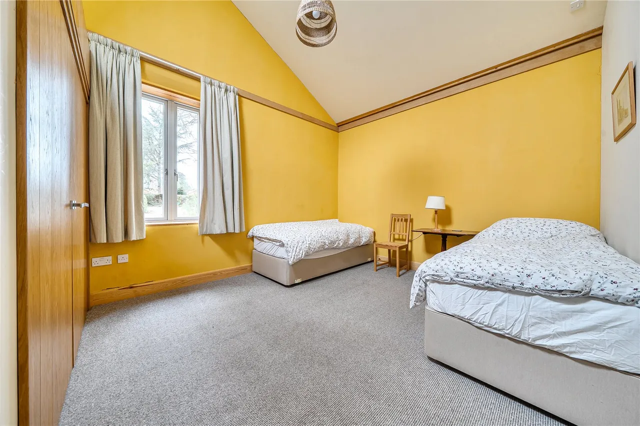 Whinwhistle Road, East Wellow, Romsey, Hampshire, SO51 6BH, photo 12