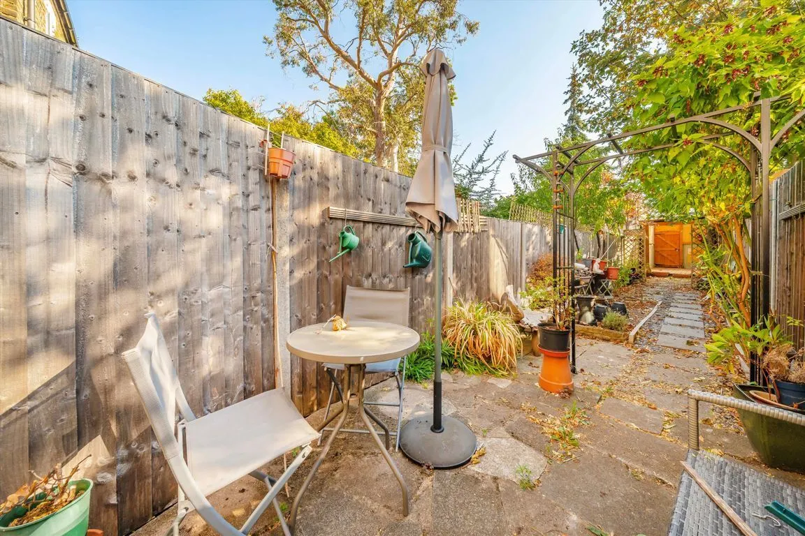 Grosvenor Road, W7, photo 6
