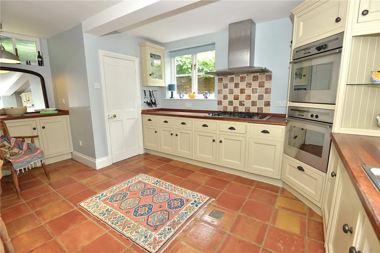 Marl Lane, Fordingbridge, Hampshire, SP6 1JR, photo 8