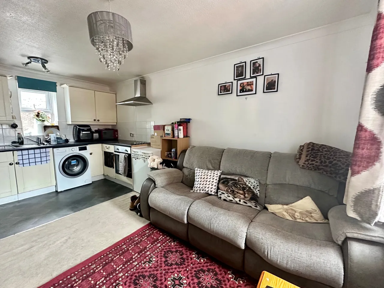Lansdowne House, Gosport, PO12, photo 4