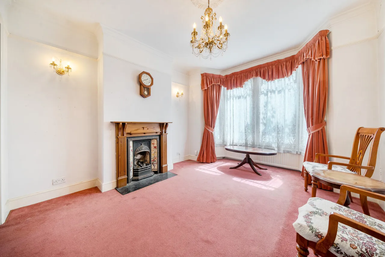 Hazledene Road, Chiswick, W4, photo 2