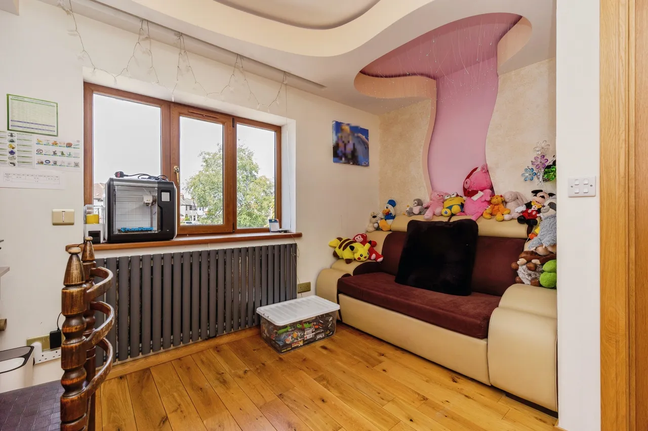 Lansdowne Avenue, Audenshaw, M34, photo 11