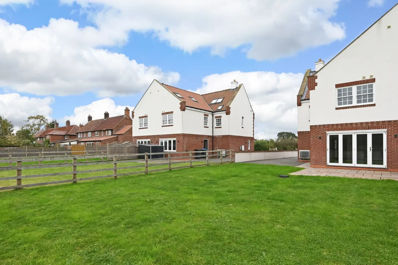 Pool Lane, Nun Monkton, YO26, photo 18