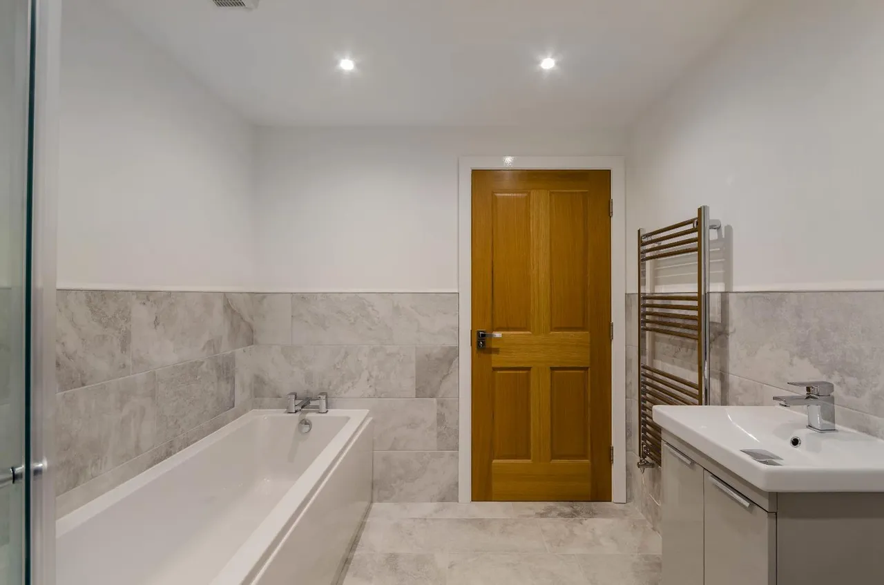 Pool Lane, Nun Monkton, YO26, photo 12