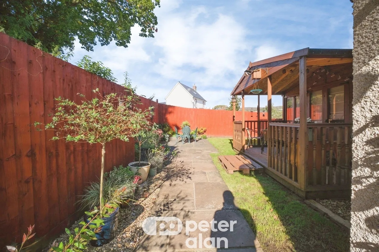 Rowan Way, Pontypool, NP4, photo 17